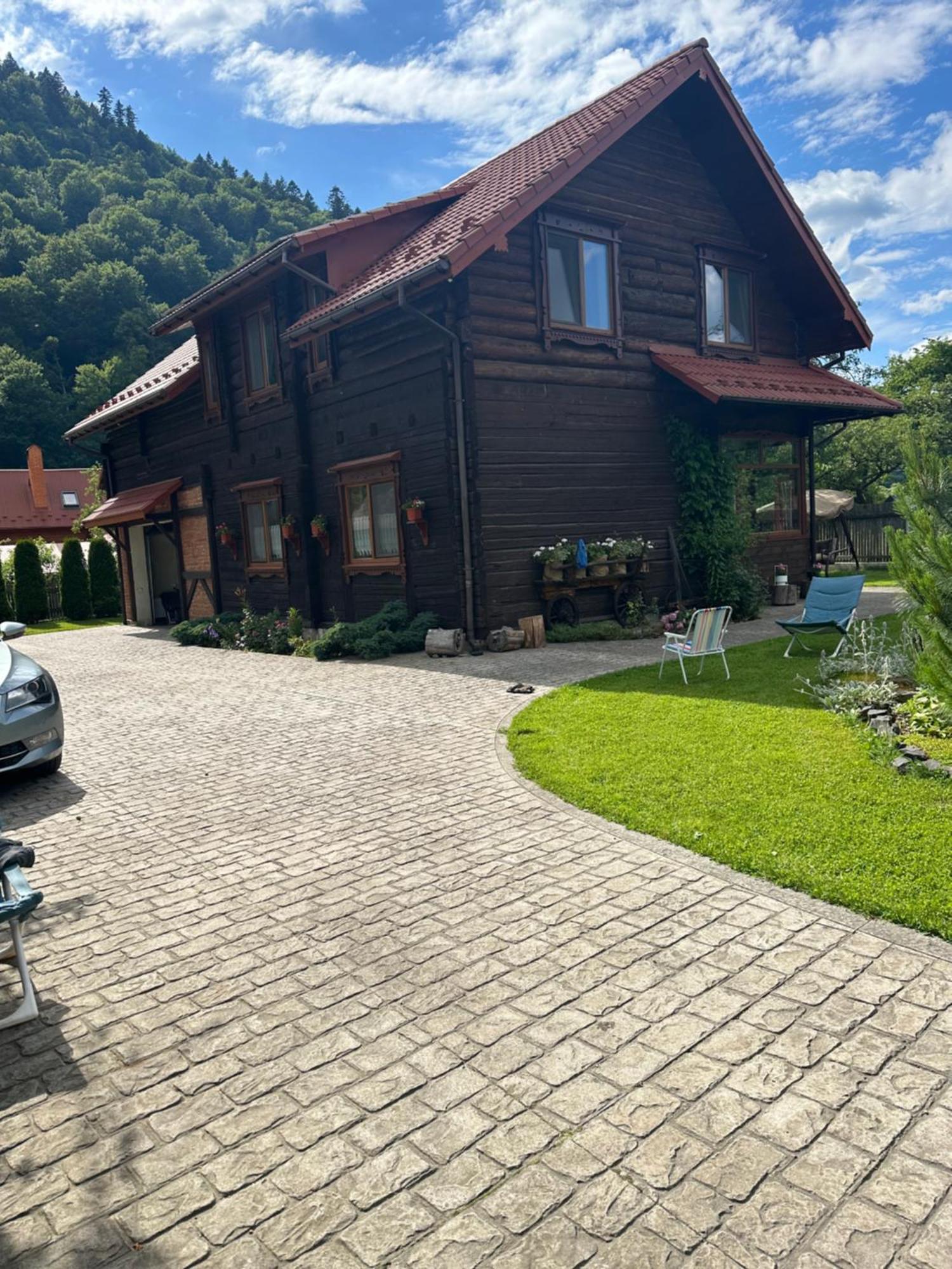 Знакова Хата Appartement Grebenov Buitenkant foto